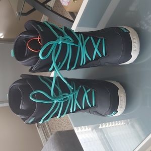 Snowboard Boots